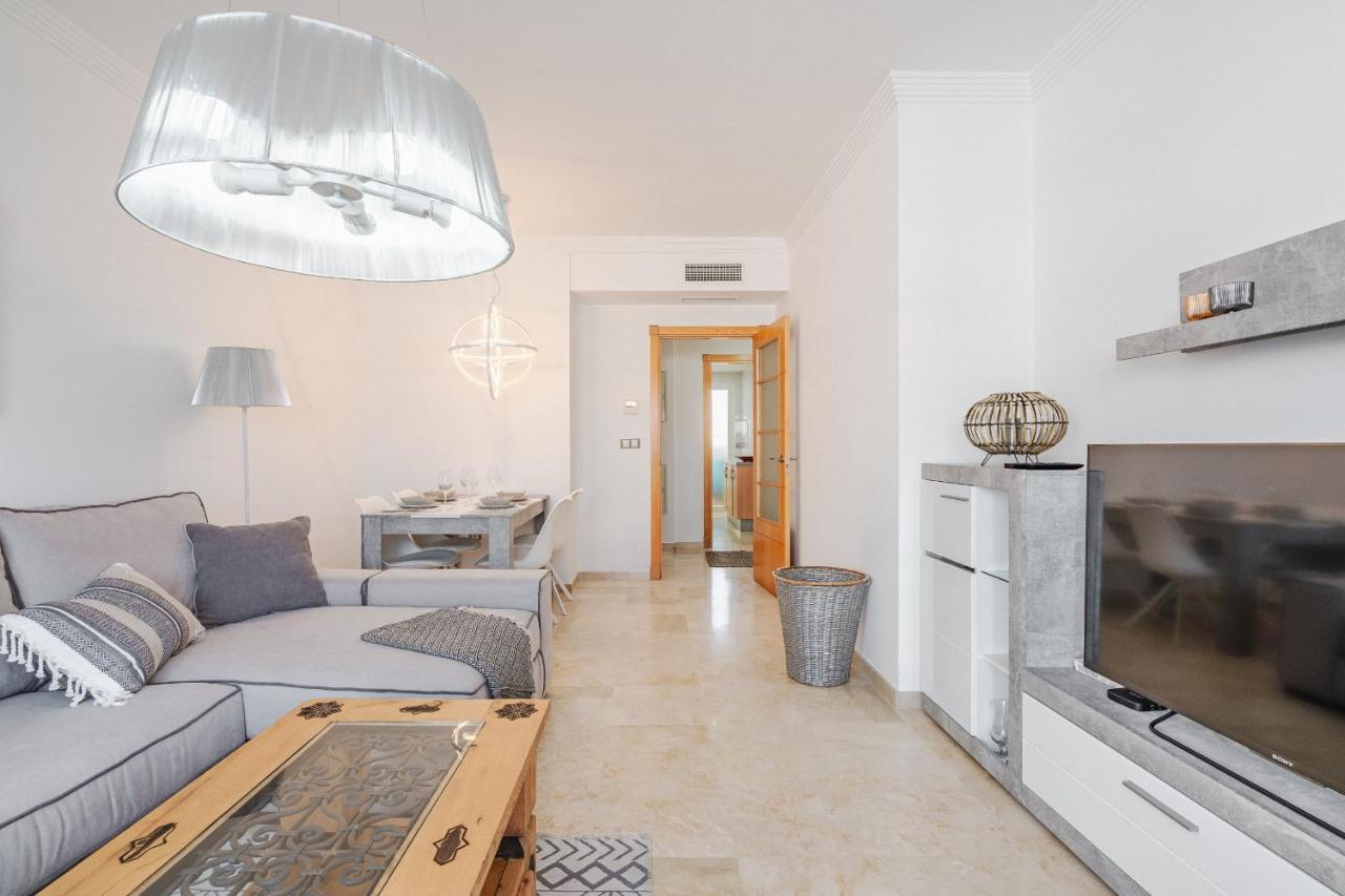 11 Modern Apt With Sea Views, Two Poolareas, Close To Parks & Beaches Manilva Exterior foto